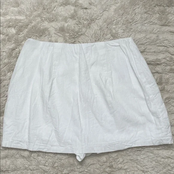 Abercrombie Scarlett Mini Skort - Picture 3 of 3